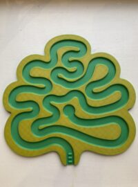 oak finger labyrinth